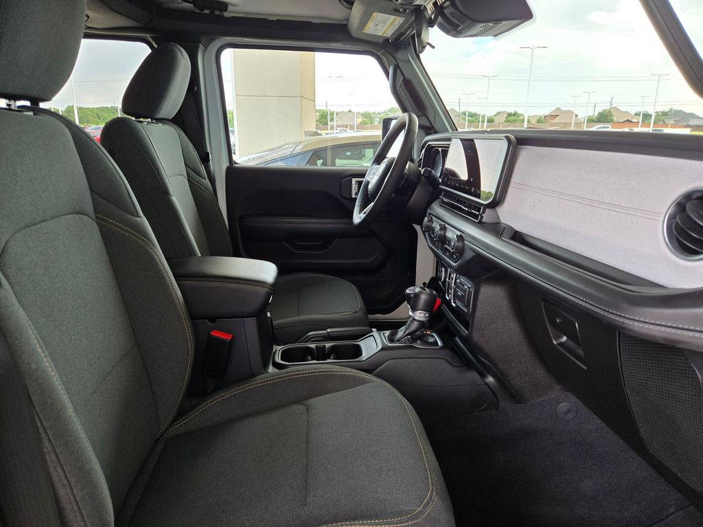Used 2025 Jeep Wrangler SUV