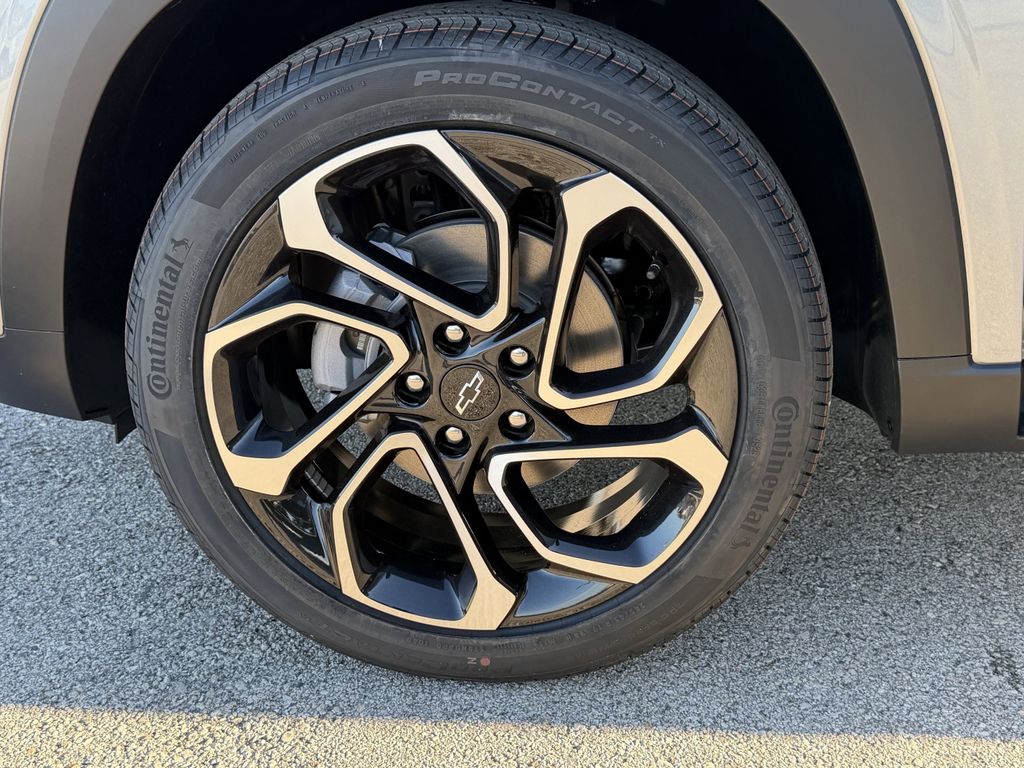 new 2026 Chevrolet Trax car, priced at $25,505