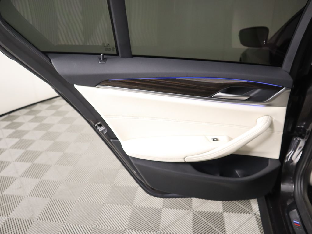 Thumbnail: 2021 BMW 5 Series - 27