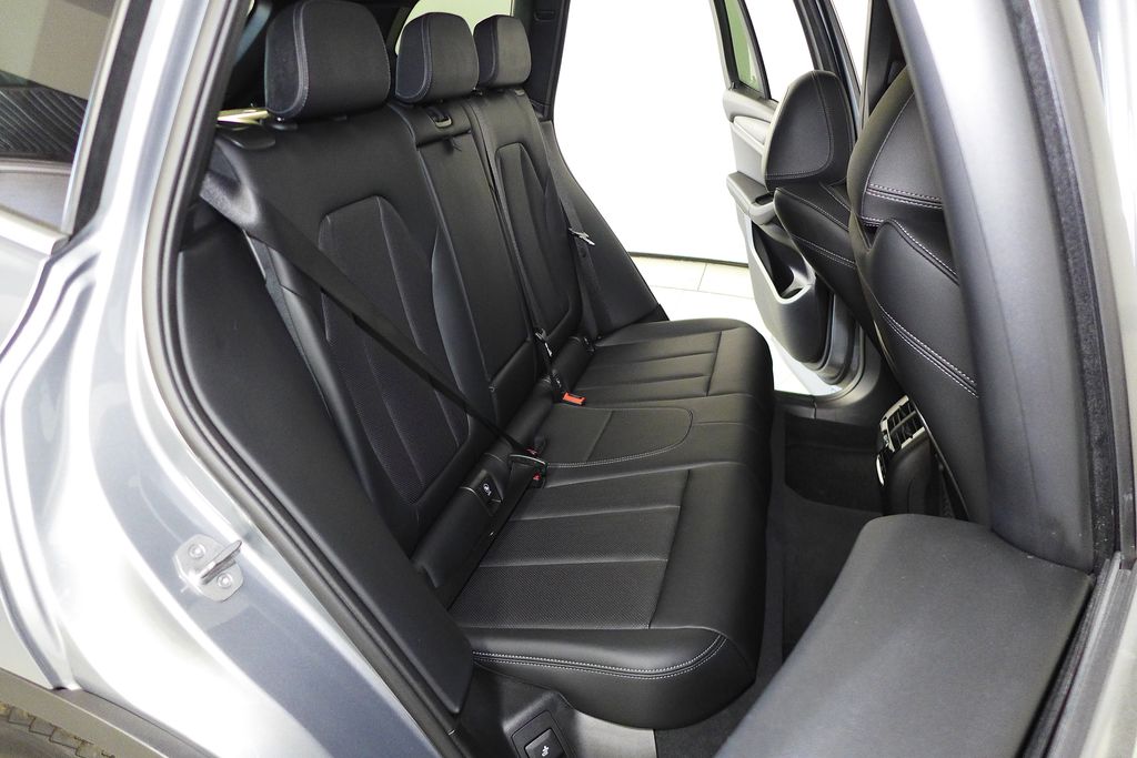 Thumbnail: 2023 BMW X3 - 20