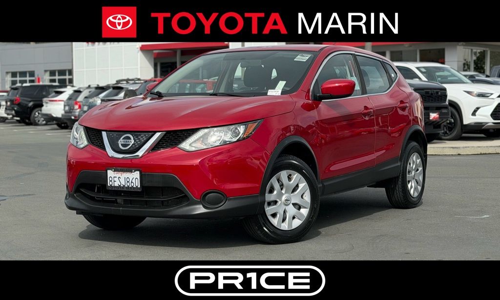 2018 Nissan Rogue Sport S FWD