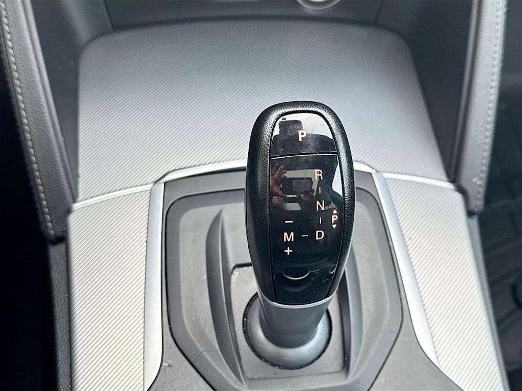 Used 2019  Alfa Romeo Ti image 19