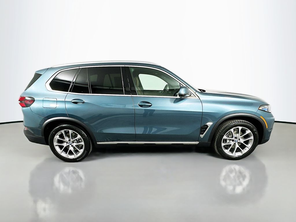 Thumbnail: 2026 BMW X5 - 4