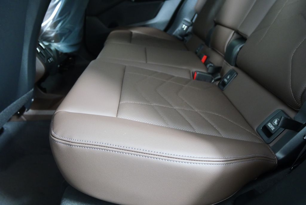2025 BMW X1 xDrive28i 14