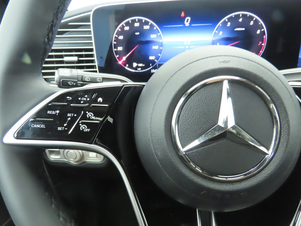 Thumbnail: 2025 Mercedes-Benz GLE - 12