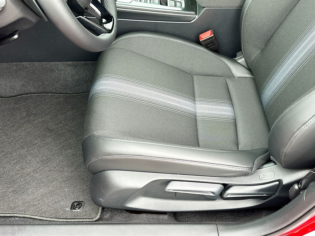 2025 Honda Civic Sport 19