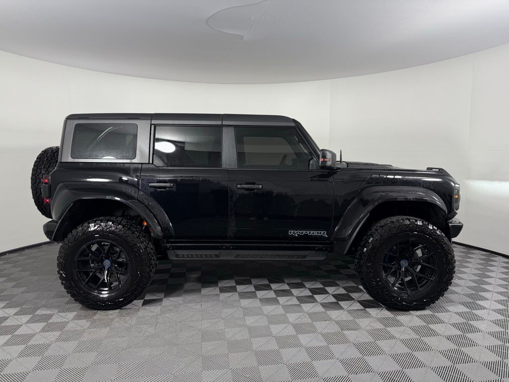 Thumbnail: 2024 Ford Bronco - 4