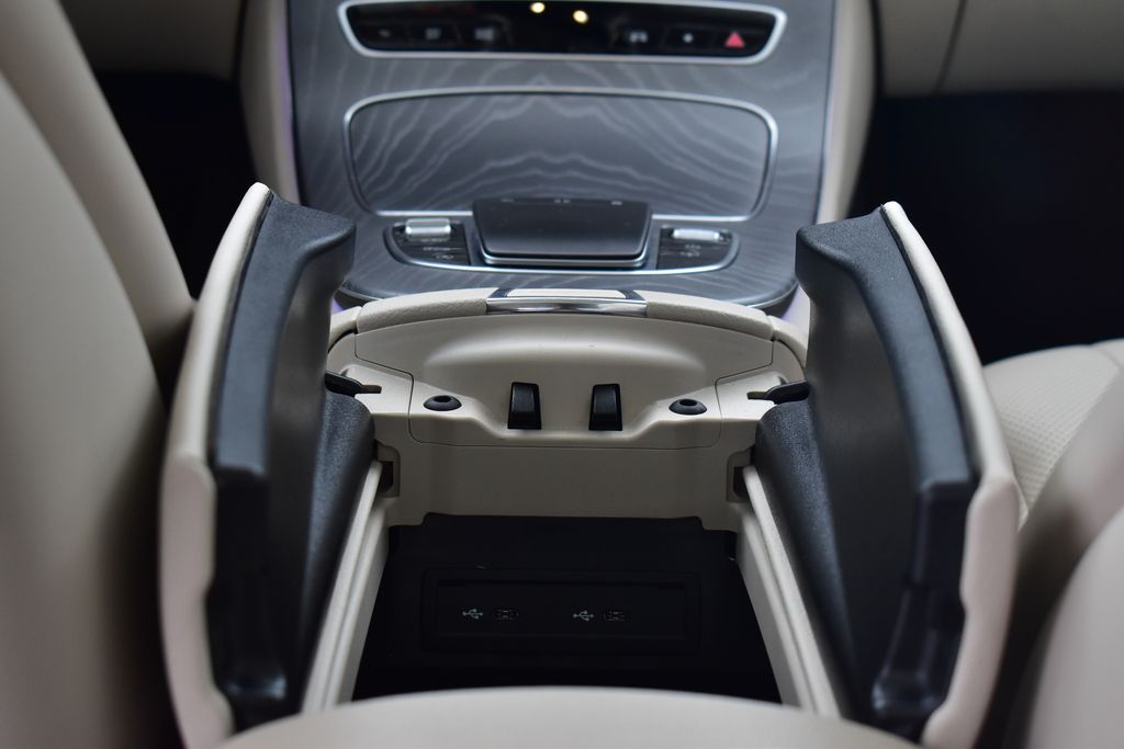 Thumbnail: 2023 Mercedes-Benz E-Class - 24