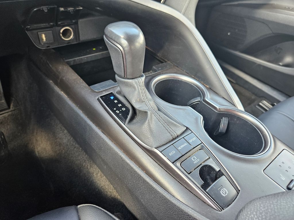 Thumbnail: 2023 Toyota Camry - 27