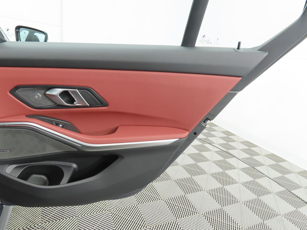 Thumbnail: 2026 BMW 3 Series - 27