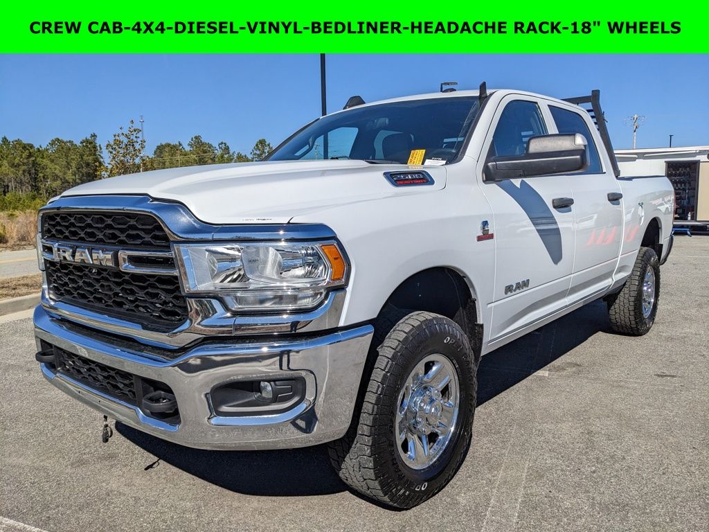 2022 RAM 2500 Tradesman Crew Cab 4WD