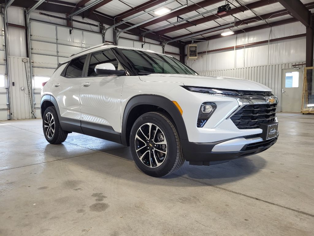 2025 Chevrolet TrailBlazer LT 3