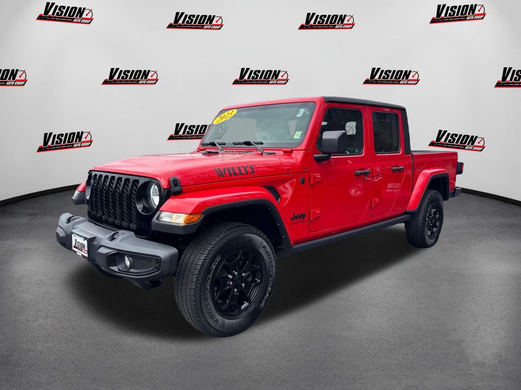 Firecracker Red Clearcoat 2023 Jeep Gladiator Willys Crew Cab 4WD Pickup Truck Four-Wheel Drive 8-Speed Automatic