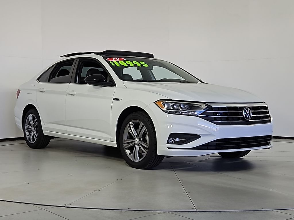 Thumbnail: 2019 Volkswagen Jetta - 4