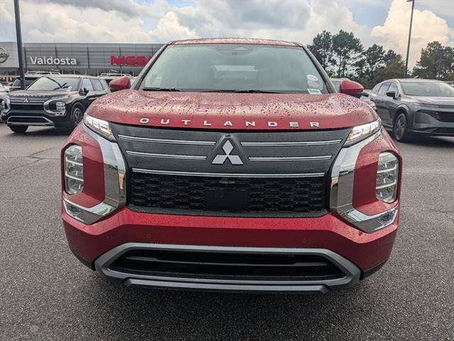 Used 2025 Mitsubishi Outlander SUV