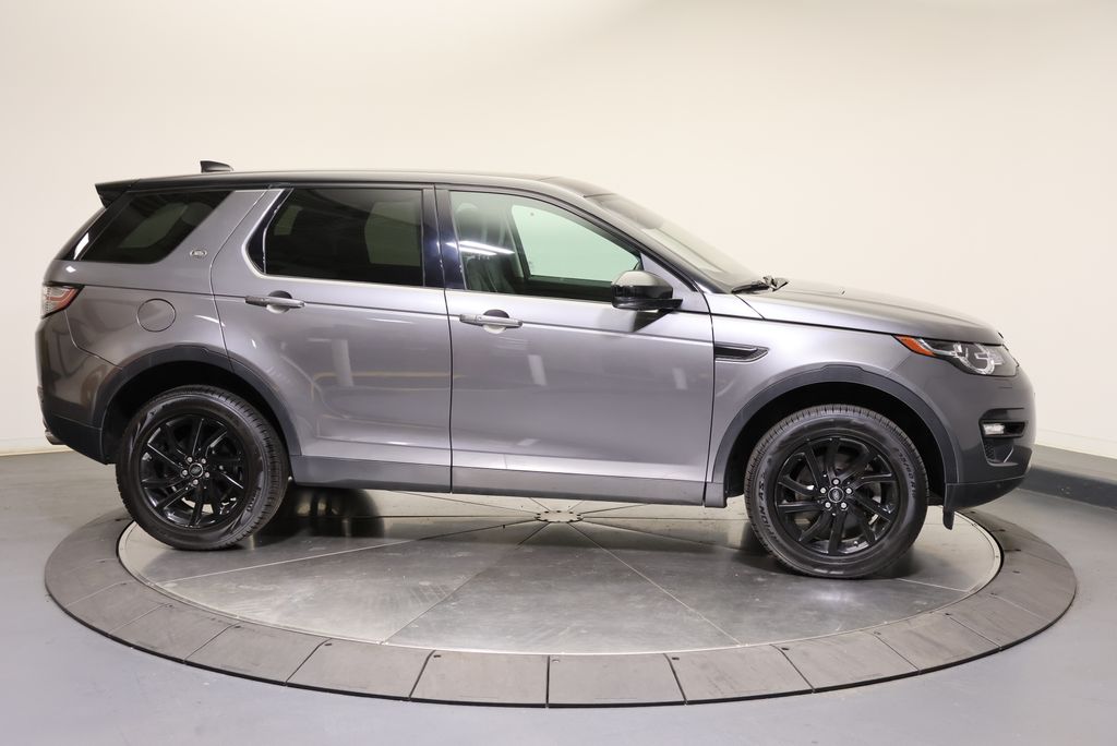 Thumbnail: 2019 Land Rover Discovery Sport - 6