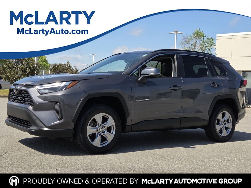 2023 Toyota RAV4 XLE FWD
