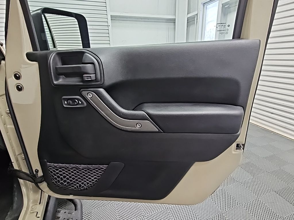 2017 Jeep Wrangler Unlimited Willys photo