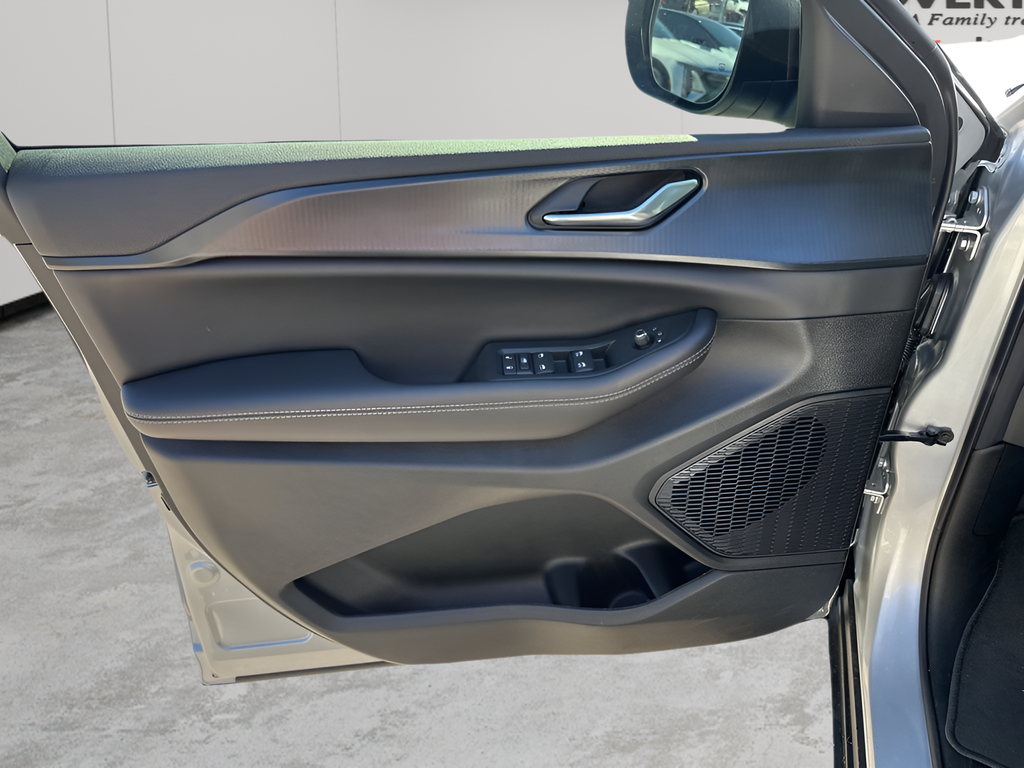 New Car 2025 Jeep Grand Cherokee L  For Sale Under $50,000 In Austin, Texas