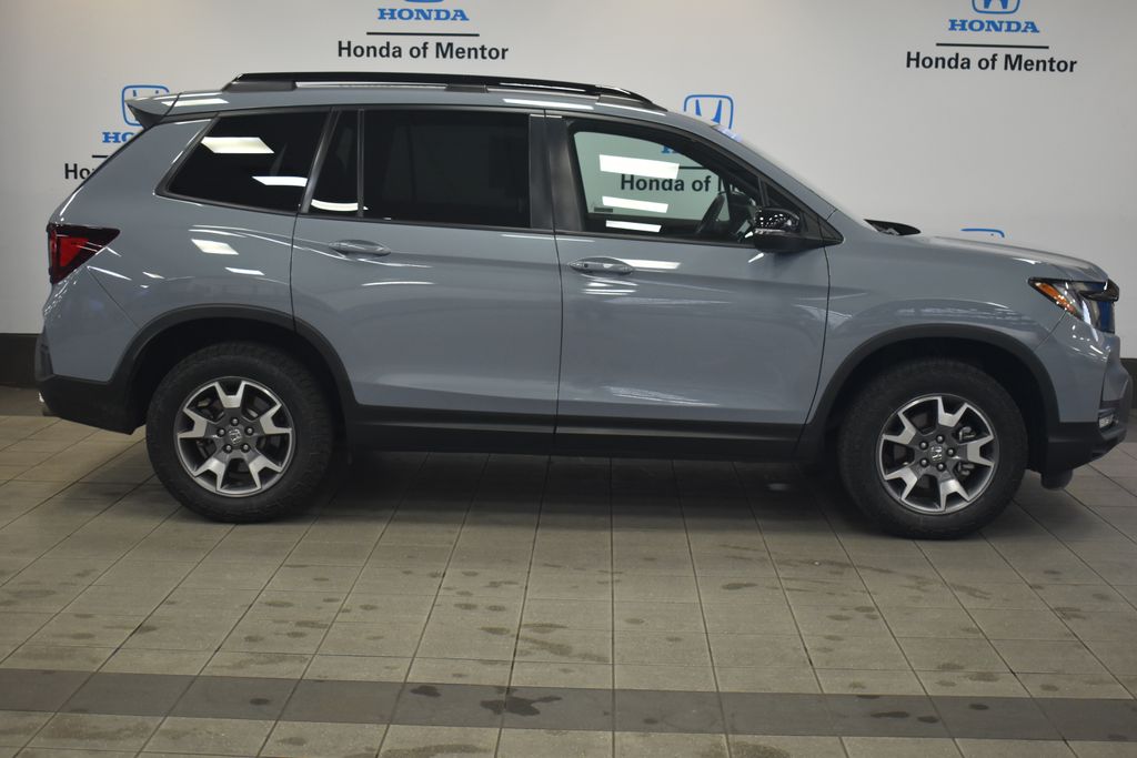 Thumbnail: 2022 Honda Passport - 9