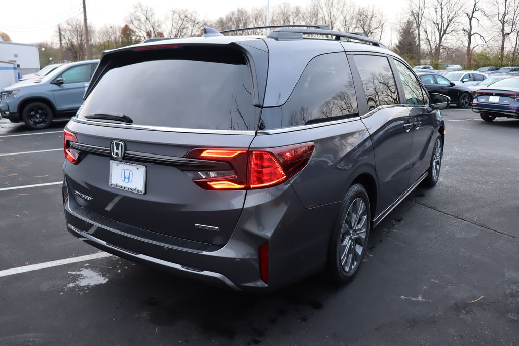 2025 Honda Odyssey Touring 5