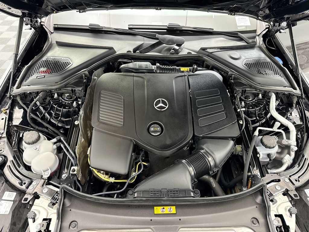 Thumbnail: 2025 Mercedes-Benz E-Class - 28