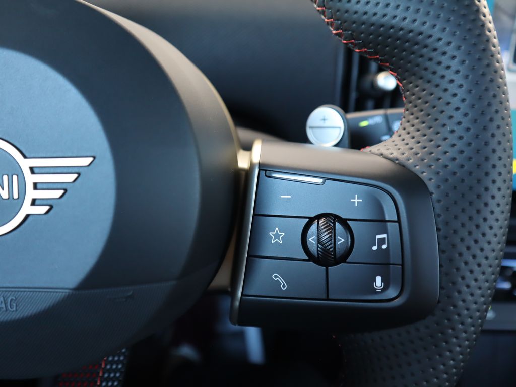 Thumbnail: 2026 MINI Cooper - 12