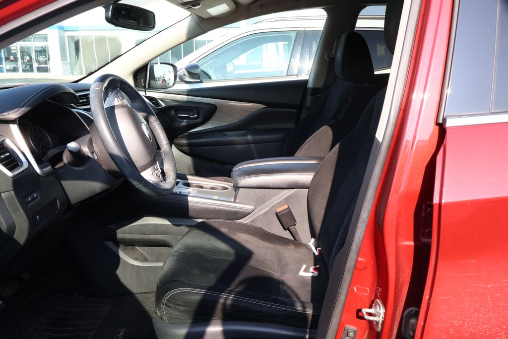 2018 Nissan Murano SV 12