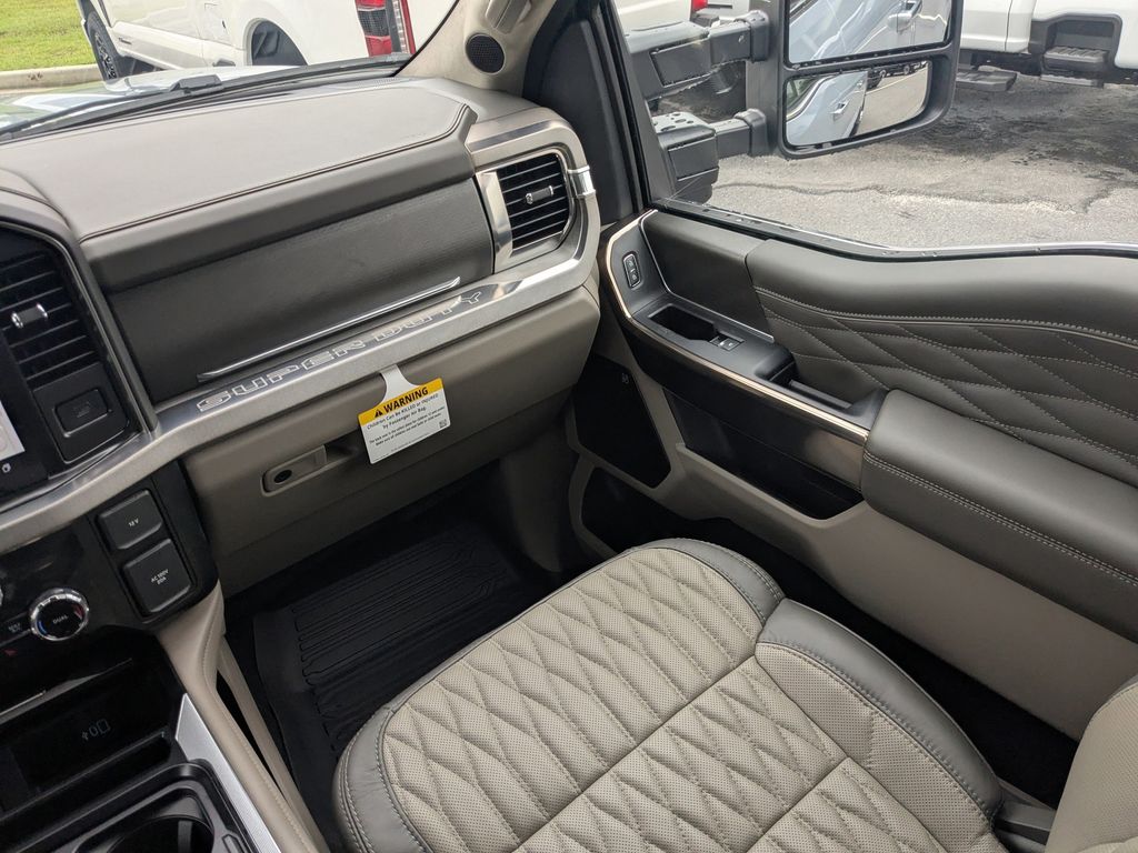 2026 Ford F-250 Super Duty Platinum