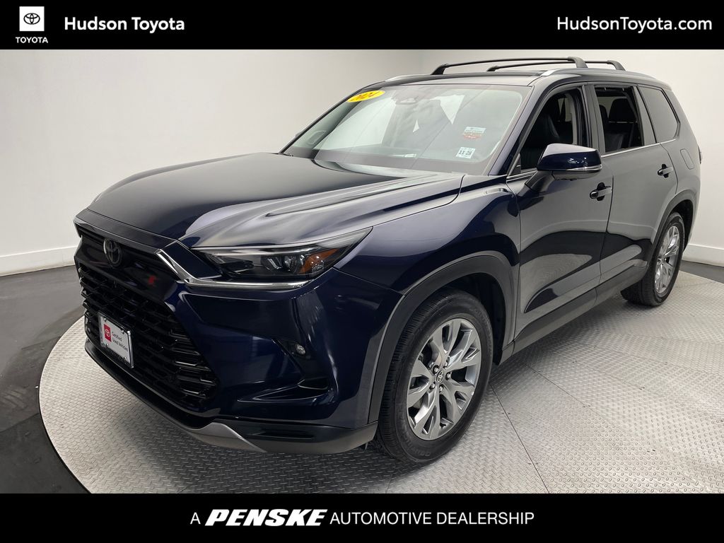 2024 Toyota Grand Highlander Limited Hero Image