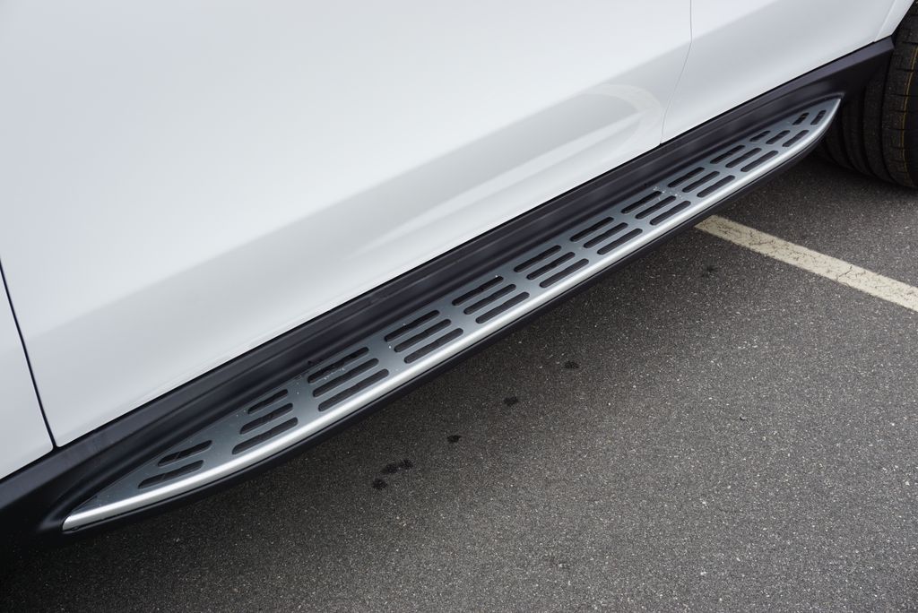 Thumbnail: 2026 Mercedes-Benz GLE - 12