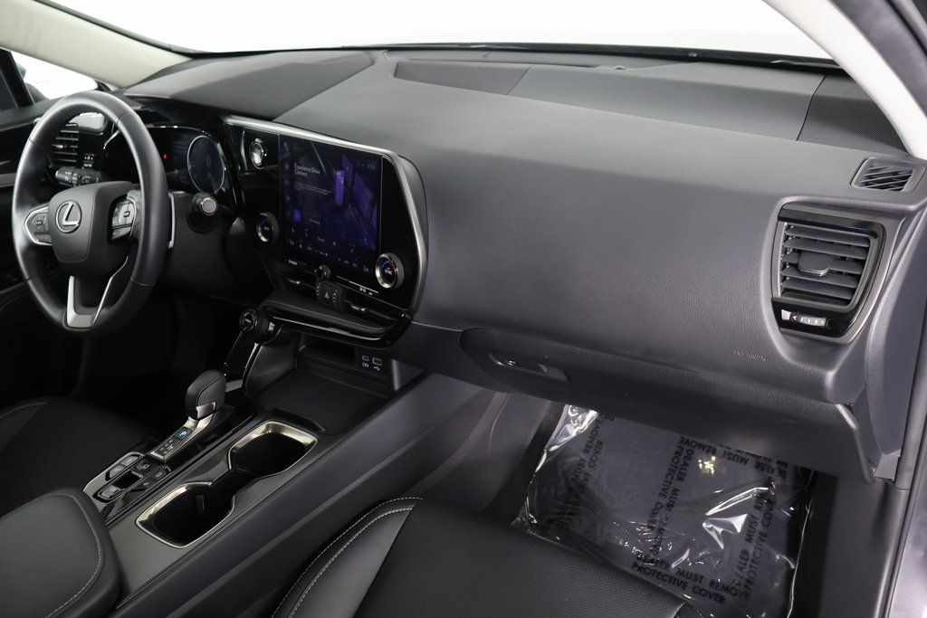 Thumbnail: 2023 Lexus NX - 7