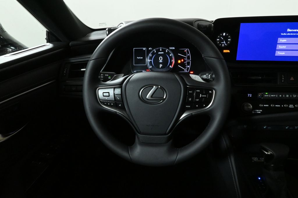 Thumbnail: 2025 Lexus ES - 18