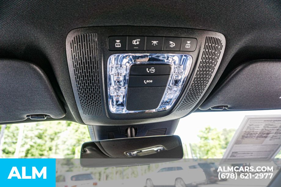 Used 2025 Black Mercedes-Benz GLA 250 image 33