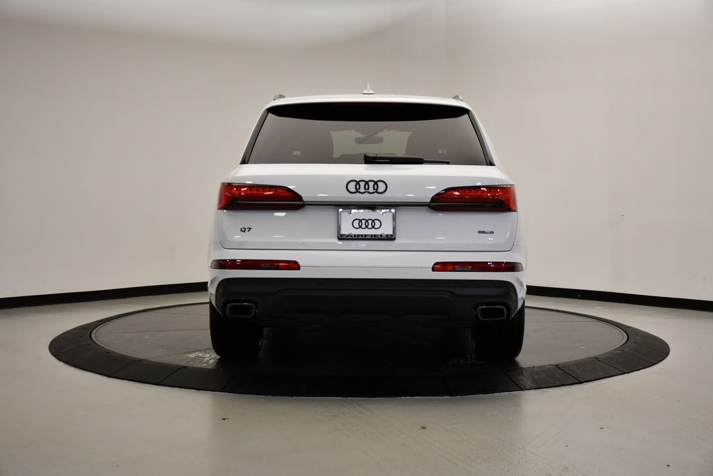 Thumbnail: 2026 Audi Q7 - 4