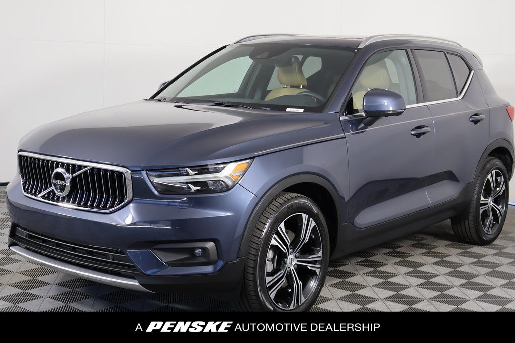 2021 Volvo XC40