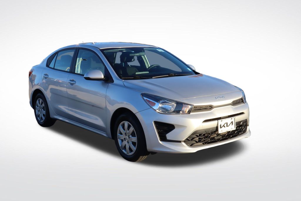 2022 Kia Rio S 3