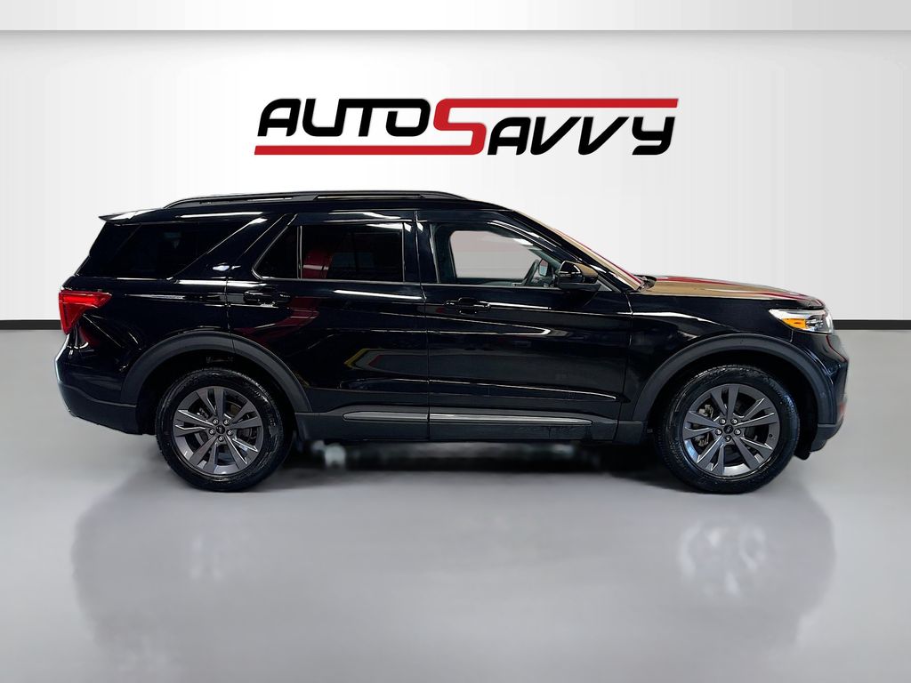 Used 2023 Black Metallic Ford XLT image 8