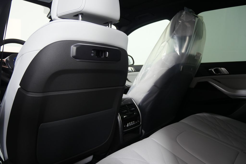 2026 BMW X5 xDrive40i 17