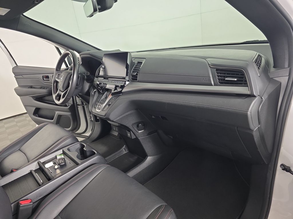 Certified Used 2025  Honda Sport-L image 20