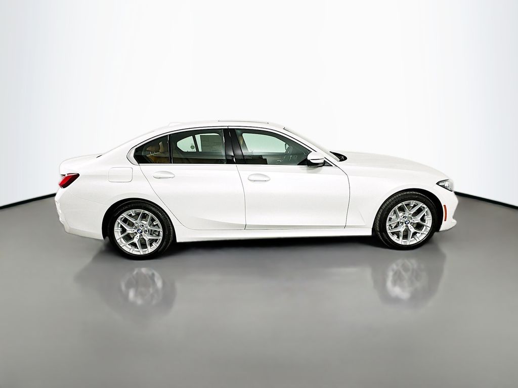 Thumbnail: 2026 BMW 3 Series - 4