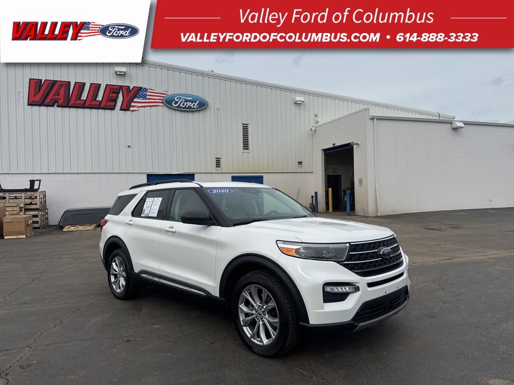 White Metallic 2020 Ford Explorer XLT AWD SUV / Crossover All-Wheel Drive Automatic