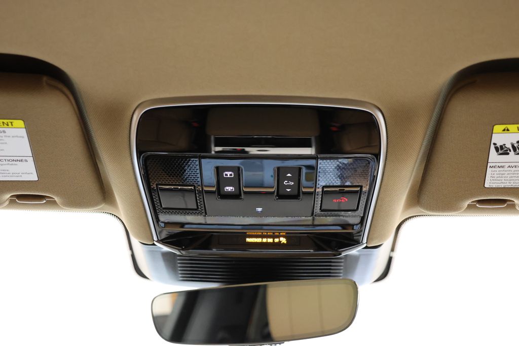 Thumbnail: 2026 Land Rover Range Rover - 14