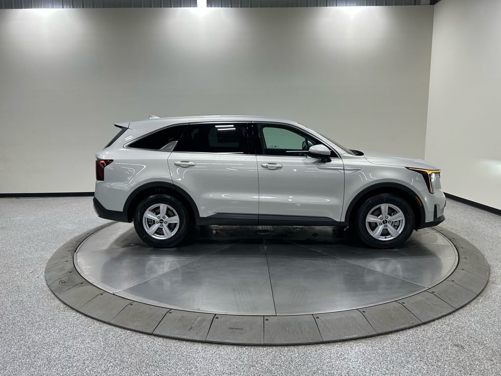 new 2026 Kia Sorento car, priced at $29,870