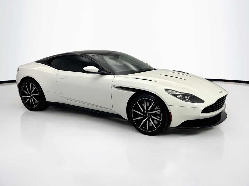 Thumbnail: 2018 Aston Martin DB11 - 3