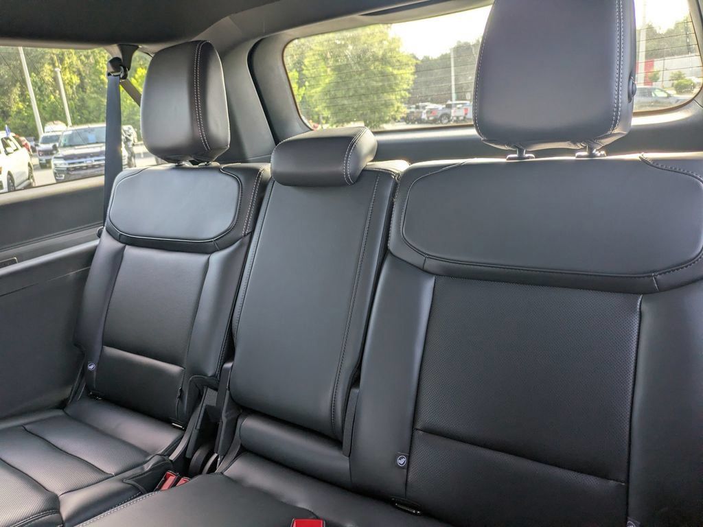 2025 Ford Expedition Platinum MAX