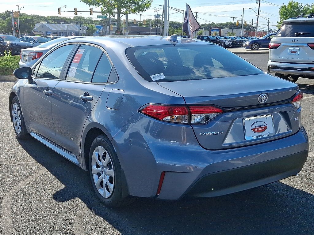 Thumbnail: 2025 Toyota Corolla - 4