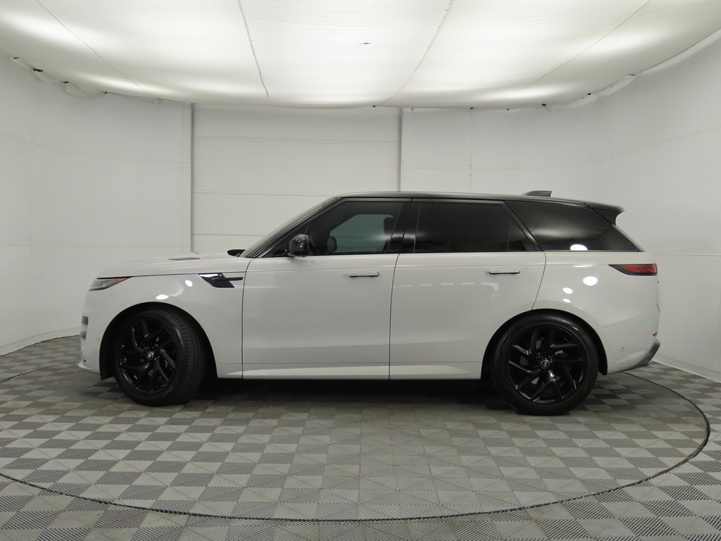 Thumbnail: 2023 Land Rover Range Rover Sport - 8
