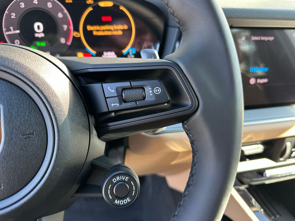 Thumbnail: 2025 Porsche Cayenne - 19