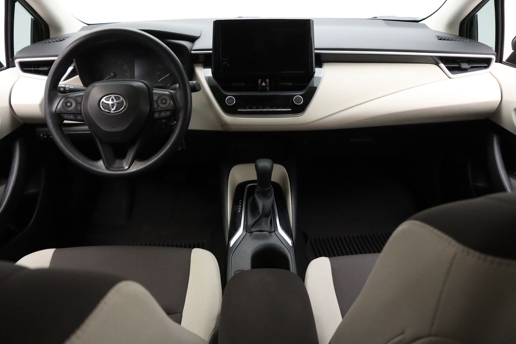 2024 Toyota Corolla LE 24